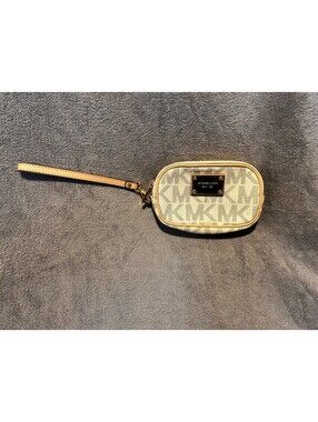 Michael Kors Jet Set Small Oval Wristlet Crossbody Bag Vanilla Acorn Monogram